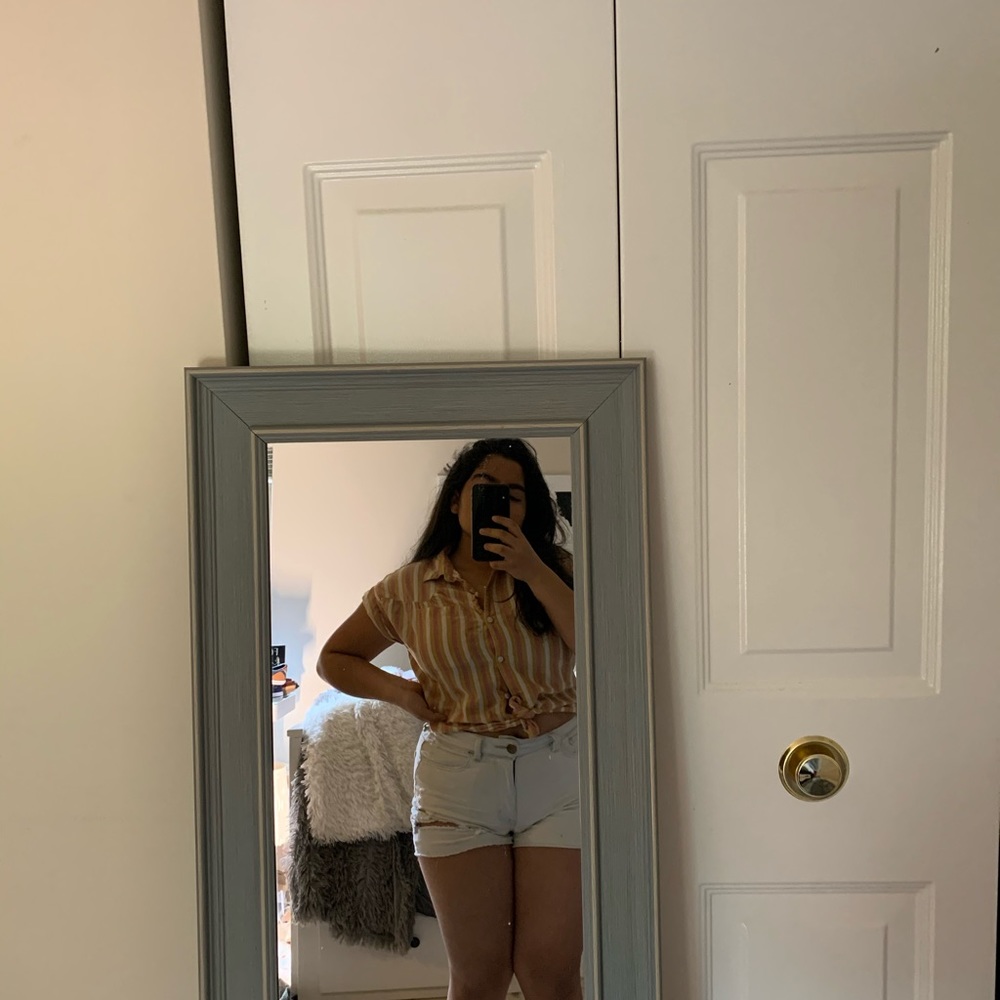 Forever 21 T-shirt